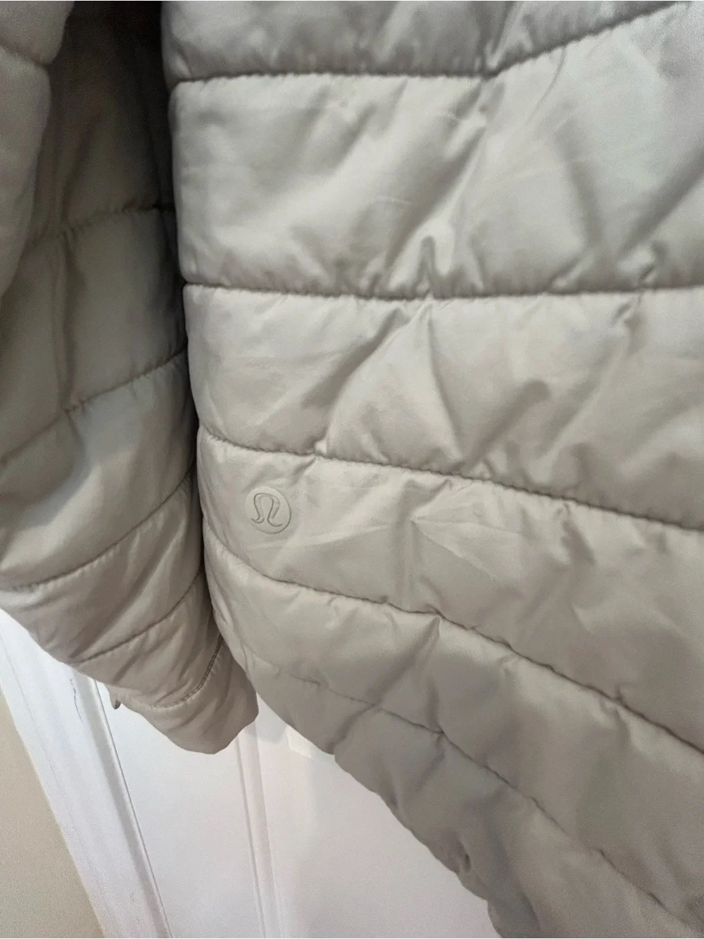 Lululemon Minimalist Casual Gray Reversible Quilted Jacket Size 8 Medium